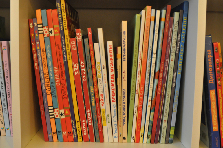 Наши полочки!