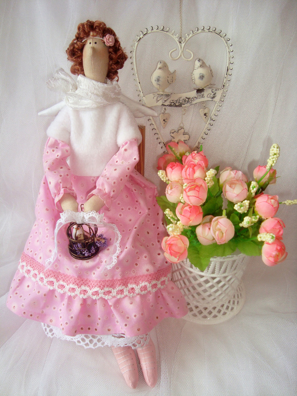 Феечка с любимой птичкой