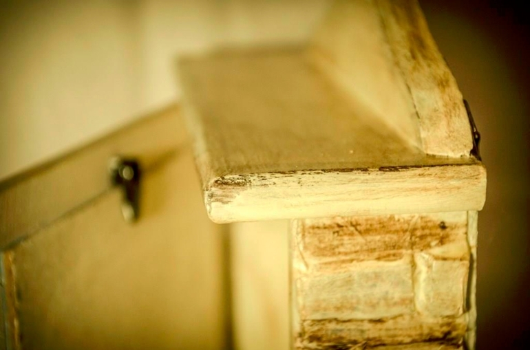 Парижская ключница цвета слоновой кости