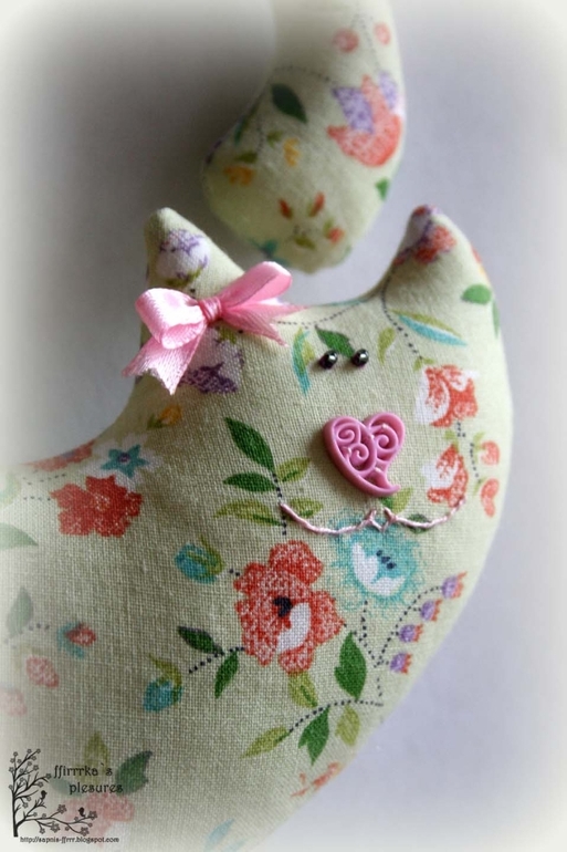 Котики... много котиков =)