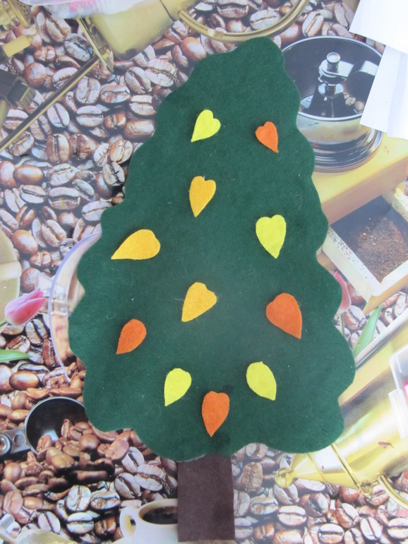 яблоня в 4 временах года