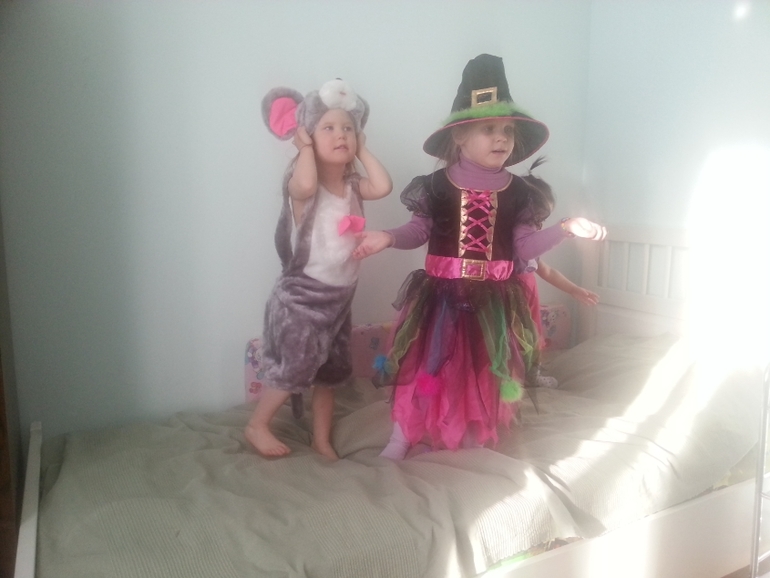 Телефонорепортаж с премьеры спектакля)))))