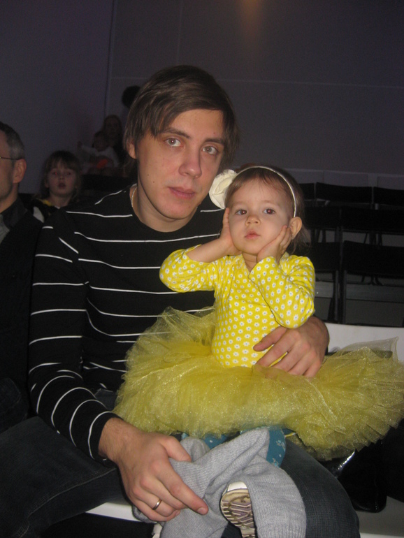 И наш отчет про Елку в ЦДХ или Саша-Одуванчик))