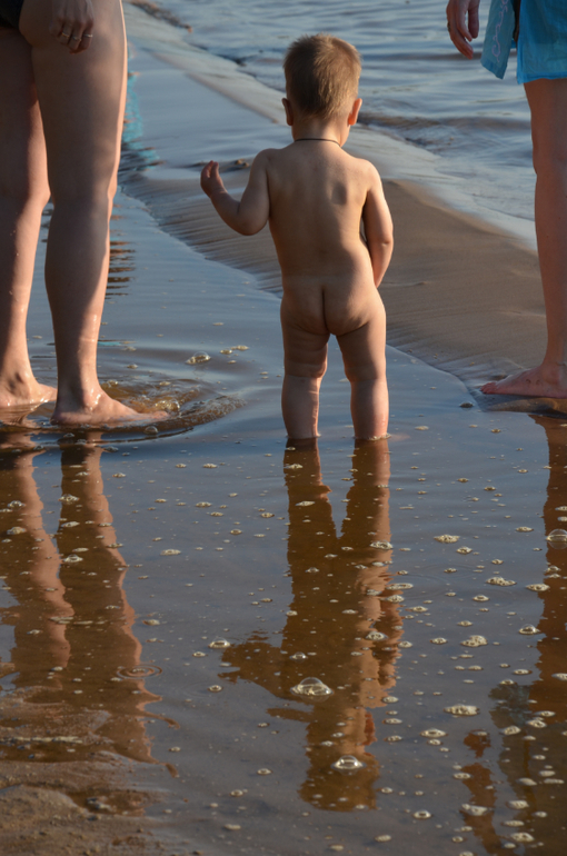 Моя лапа на Волге!))))))))