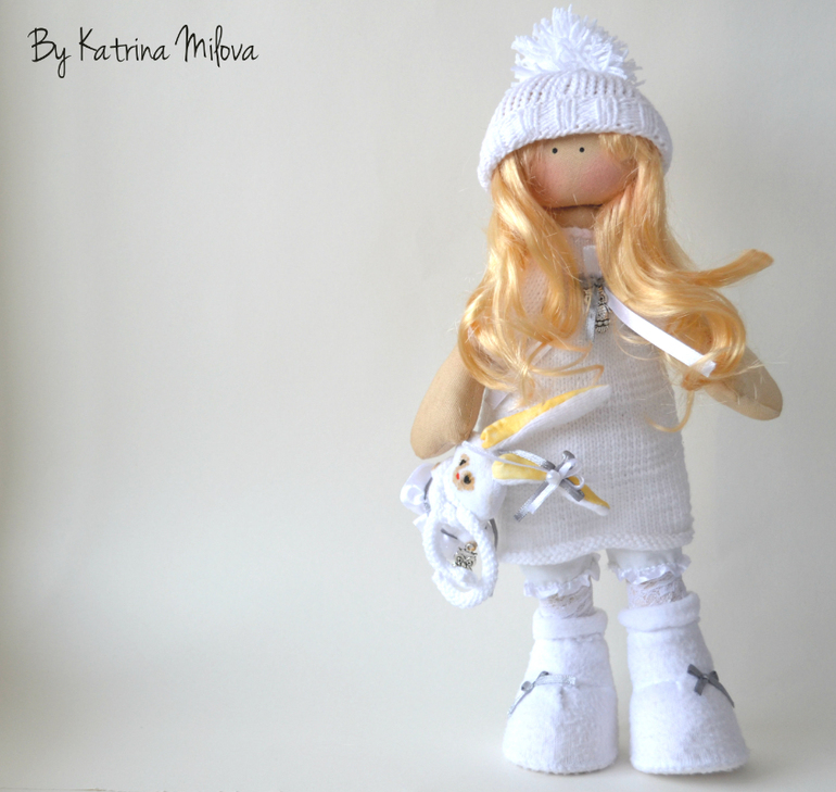 Новые девочки.