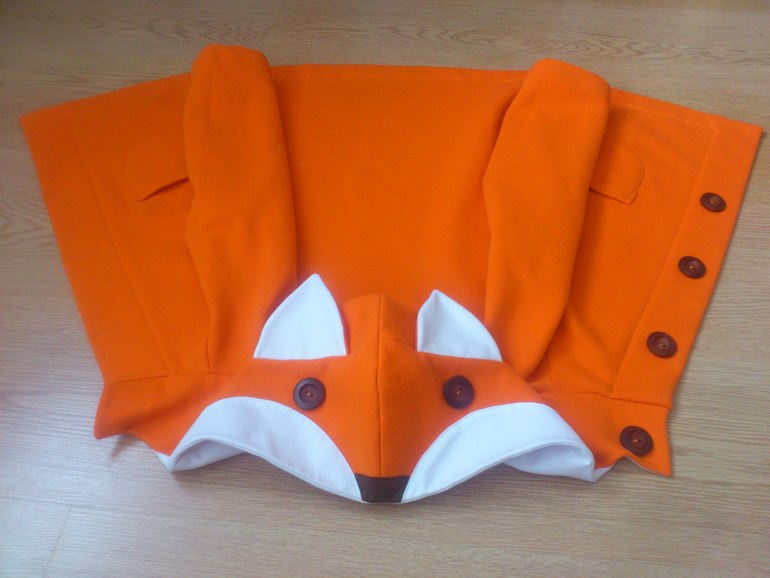 Весенний лис