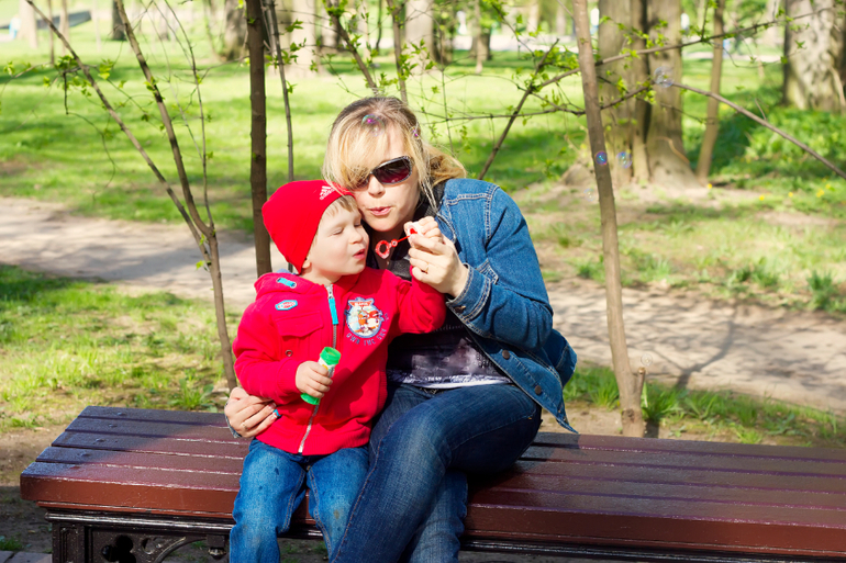 Майские праздники)