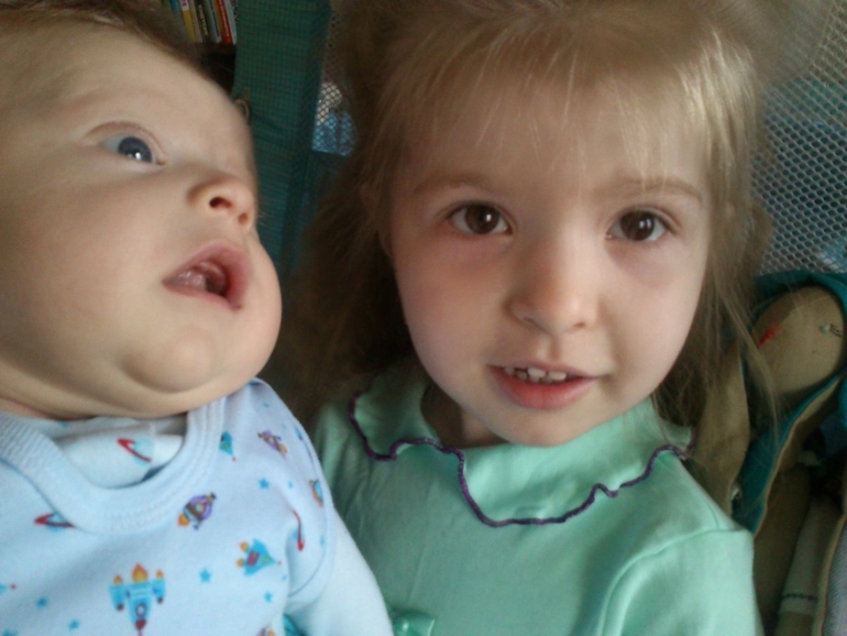 Полиночке три годика