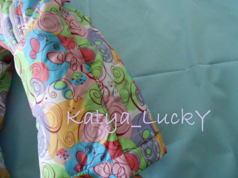 Комбинезон для малышки + утепленные варежки и пинетки