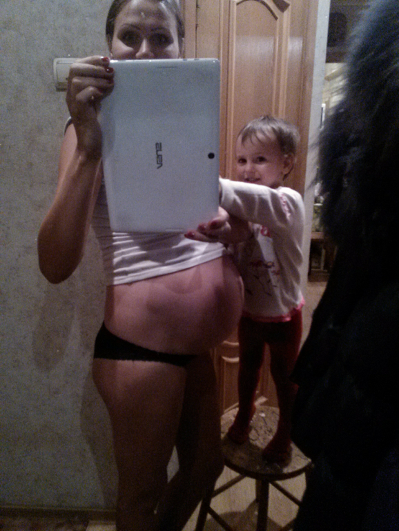 Наши 32 недельки:-)доча в кадре:-)