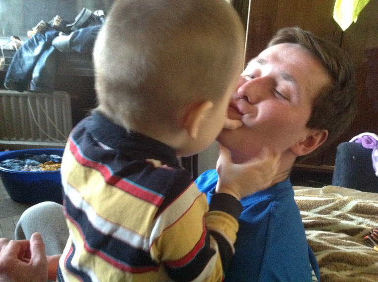 Немного о нас))