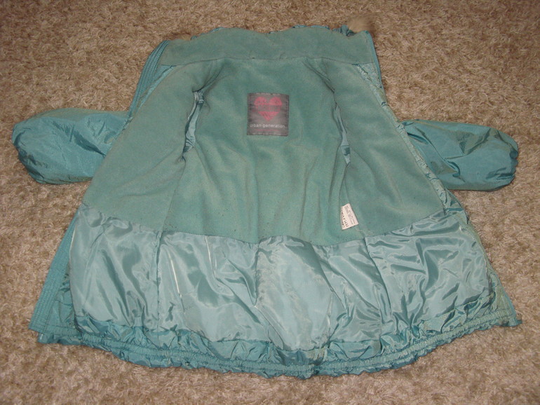 Пальто  "Шалуны", размер 110.