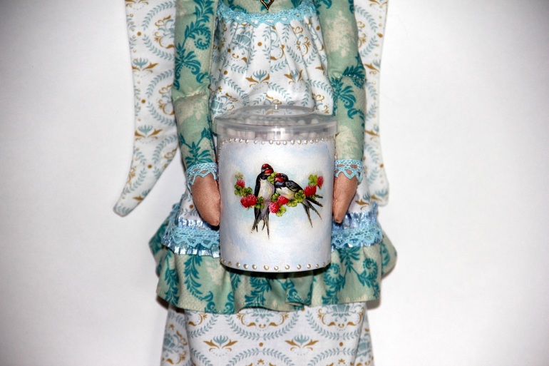 Винтажная Хранительница ватных палочек