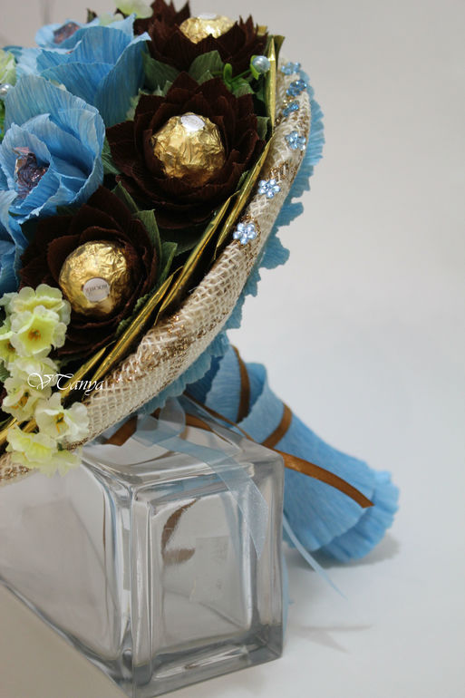 И вновь я с чайным к Вам букетом...