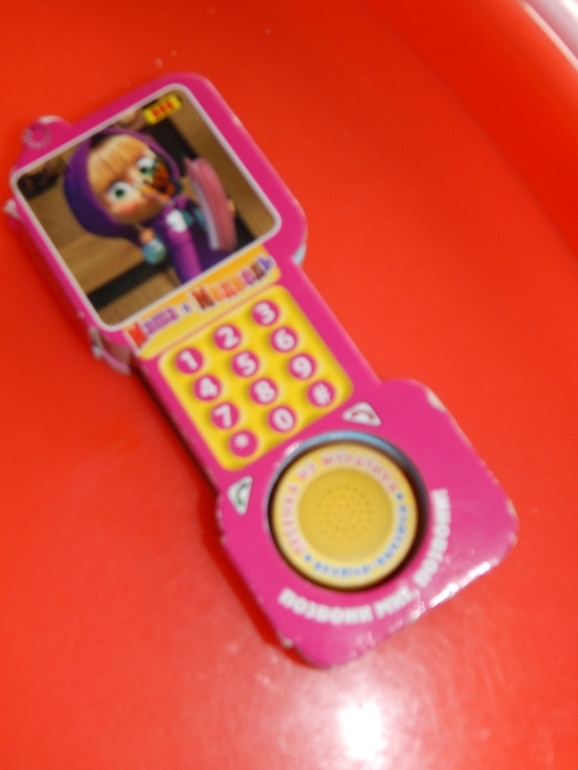 Я остаюсь жить в "Кораблике")))