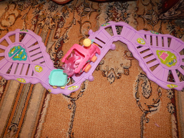 Сюзаннина железная дорога))