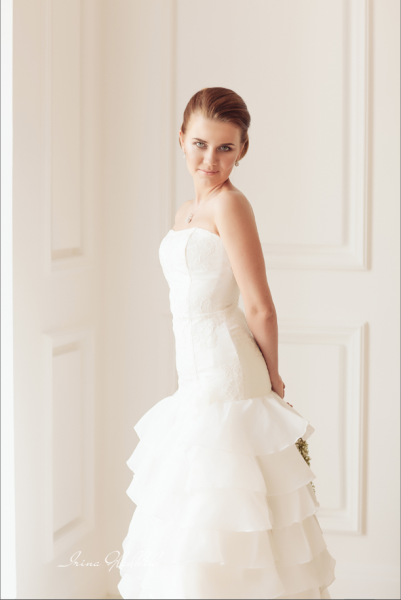 О том как цвет помады коардинально меняет образ невесты :)