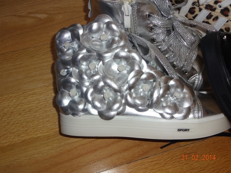 Девочки, пристрою кеды р 32. 1500 руб