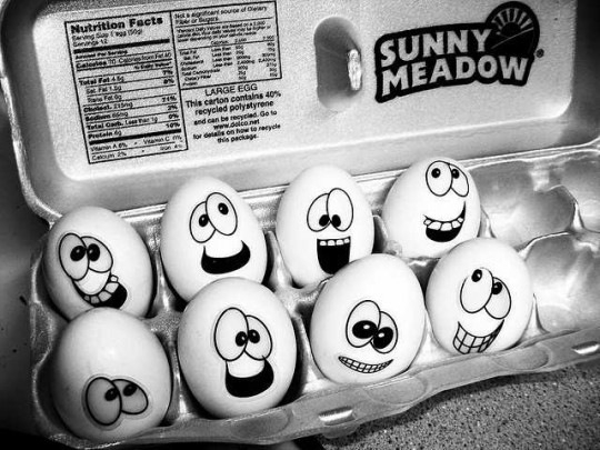 Себе настроение поднимай и о друзьях не забывай.