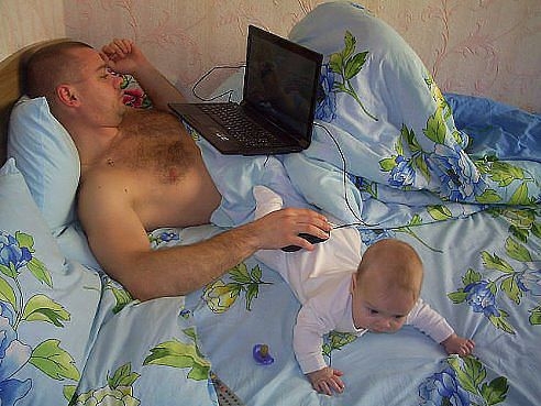 Себе настроение поднимай и о друзьях не забывай.