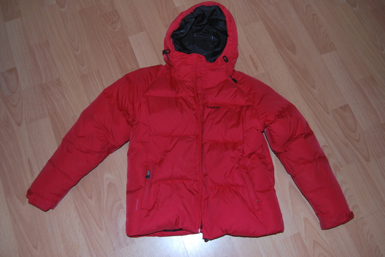 Пуховик на мальчика 6-7 лет