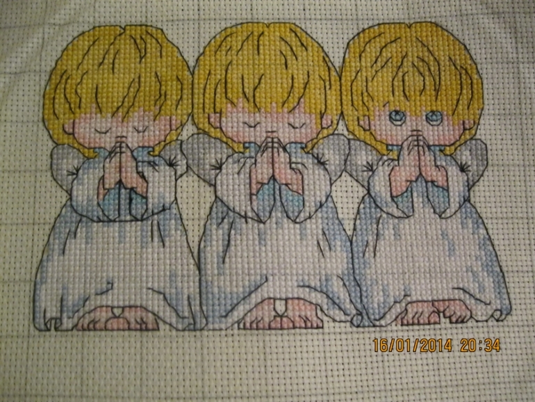 Принимайте в свои ряды.....некоторые мои вышивки и долгострои......