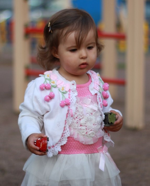 У кого есть такое платье размер 4 года. наличии или по заказ