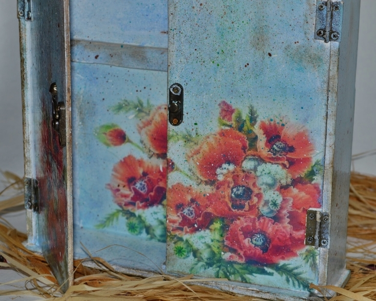 Ключница  "Маковое поле"