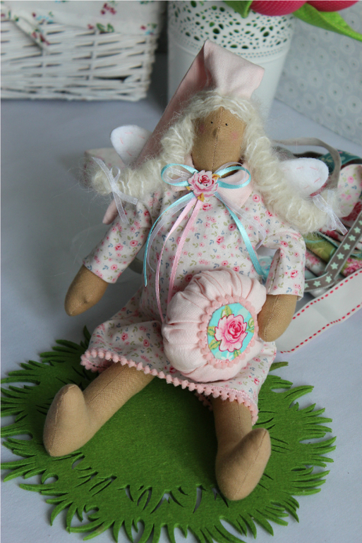 Сонные ангелочки.