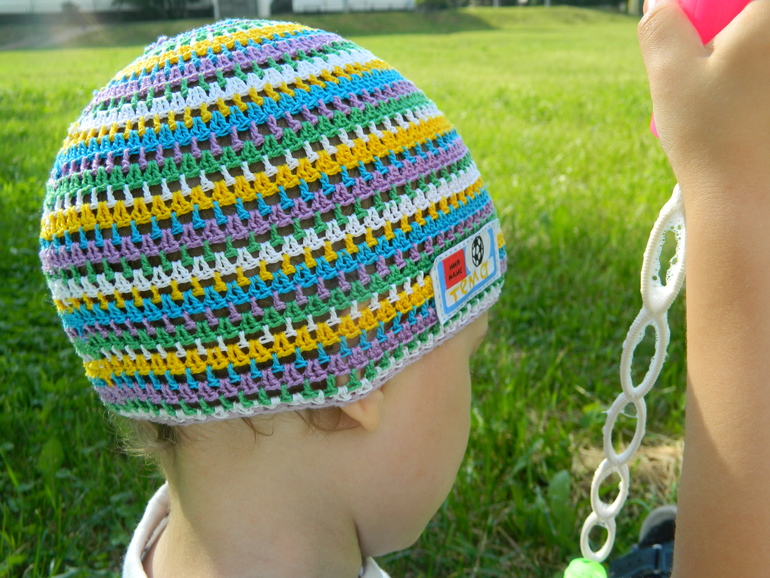 простые шапули на солнечные денечки