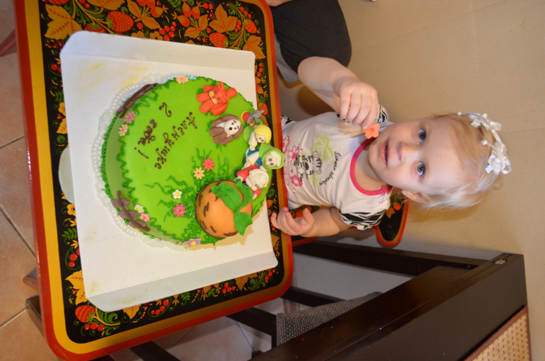 Алёнушке 2 года, В стиле "Репка"