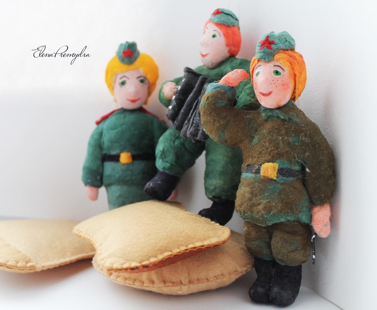 Красноармейцы