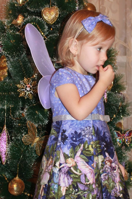 Платье с феями