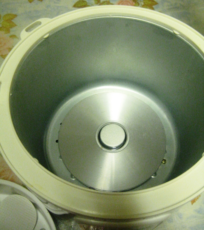 А вот такая красавица живет у нас уже 3 месяца POLARIS PMC 0508D Floris=)))