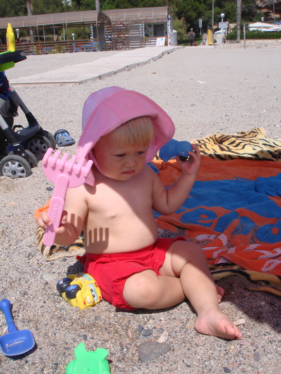 Испания. Майами Плая. Коста Дорада. Лето 2013 – Часть 1 – про дом, море, памперсы и еду;)