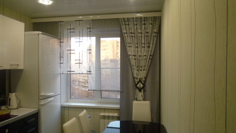 Посоветуйте цвет штор в спальню, пожалуйста