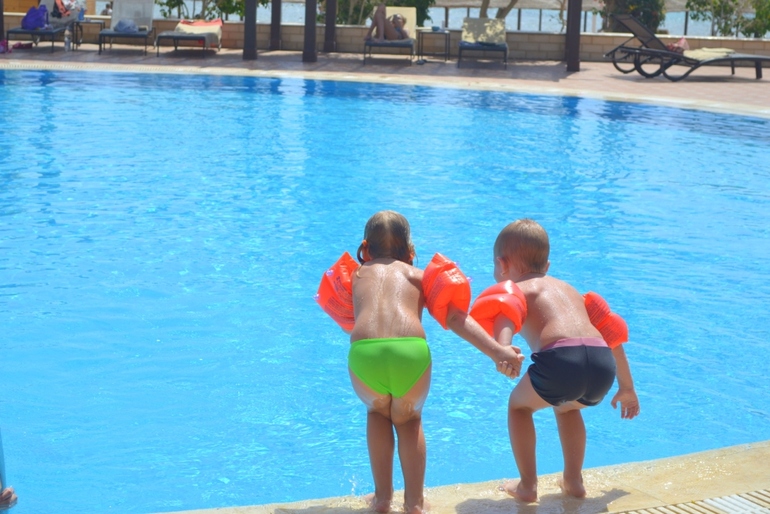 Отдых с погодками ( ежегодный пост)