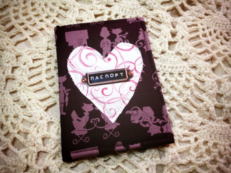 Скидываю блокнотики и обложки для паспорта с ярмарки