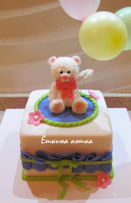 Тортик с мишкой