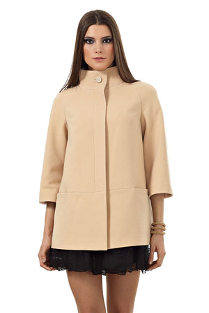 Светлое пальто...+помогите выбрать фасон