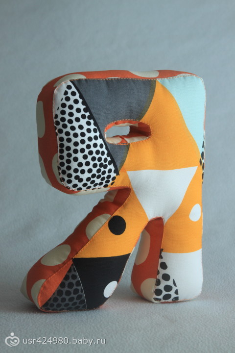 Интерьерные буквы-подушки