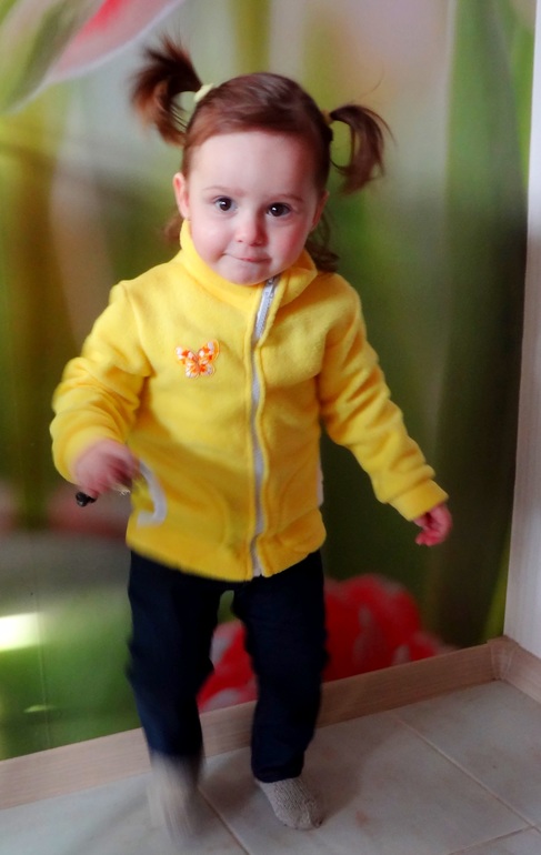 Первый раз в первый класс.....т.е. в старшую ясельную группу!