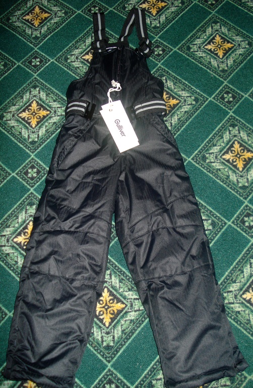 Полукомбинезон Гу****вер.Размер 104.Новый.