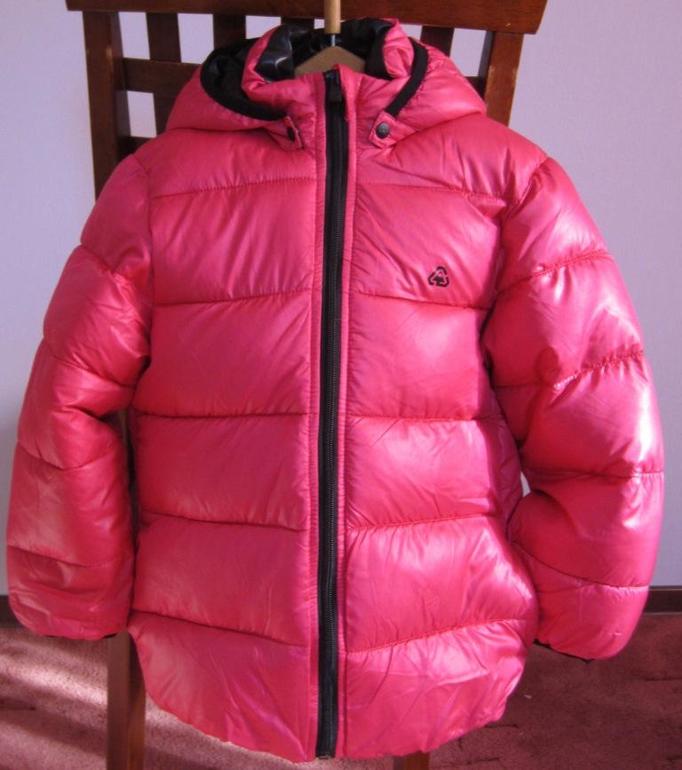 Куртка весна/осень, цена 650 руб, размер 116, В НАЛИЧИИ.