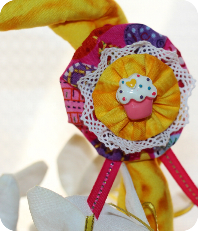 Пасхальная корзинка с кроликами