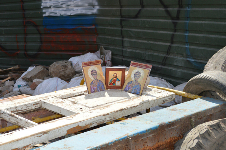 Луганск 9.04.2014г.Очень много фото!