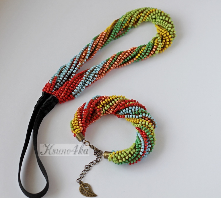 Комплект в стиле