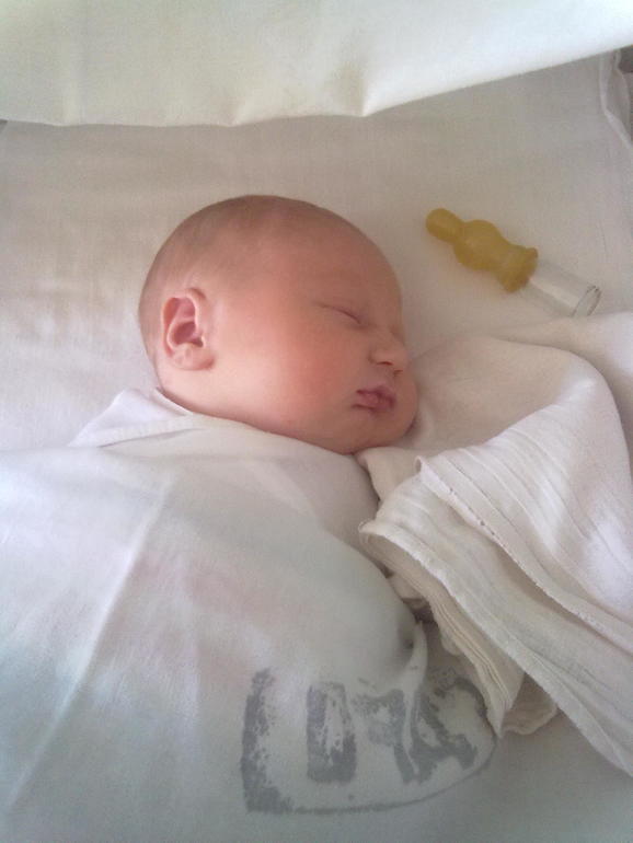 1 месяц сыну