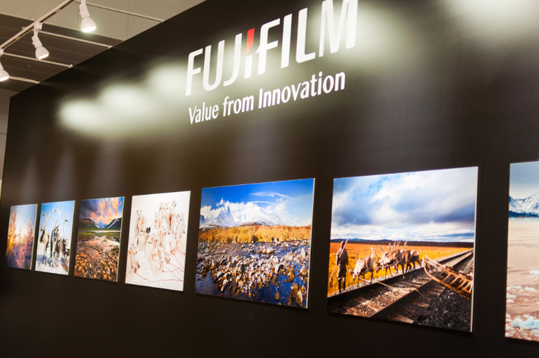 Фотовыставка в Крокусе