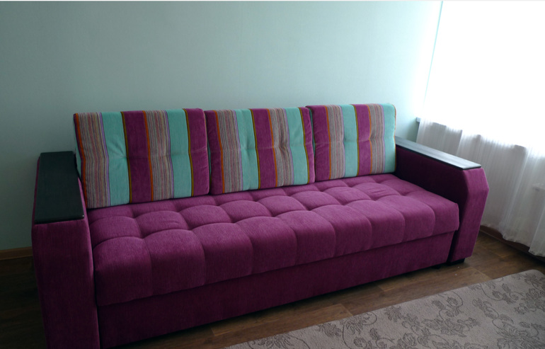 Привезли диван. И что теперь?